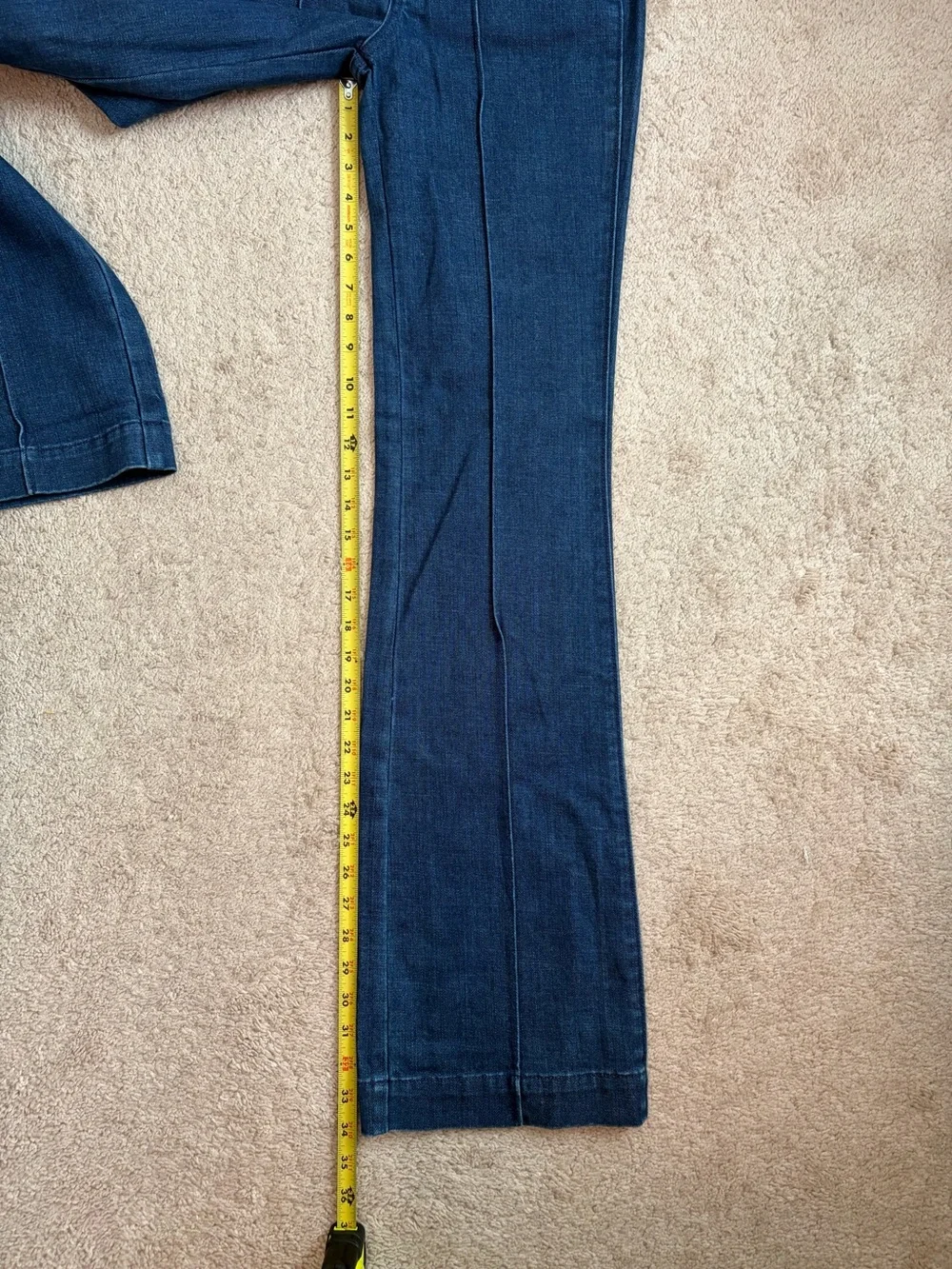 Tory Burch NWT Women's Flare Boot Cut Dark Wash Jeans Size 26 Center Seam
